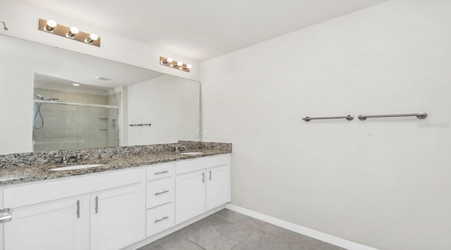 KISSIMMEE, Florida 34746, 3 Bedrooms Bedrooms, ,2 BathroomsBathrooms,Residential,For Sale,BUENA VIEW,0,MFRS5147668