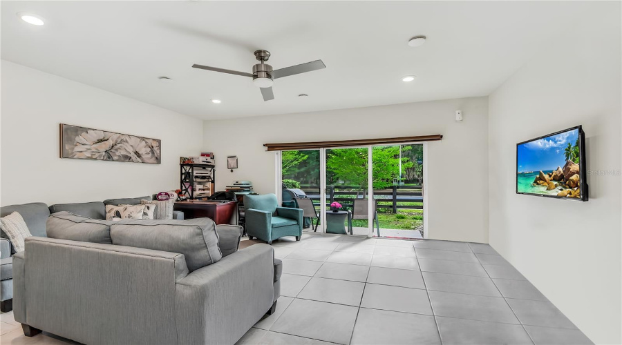 KISSIMMEE, Florida 34746, 3 Bedrooms Bedrooms, ,2 BathroomsBathrooms,Residential,For Sale,BUENA VIEW,0,MFRS5147668