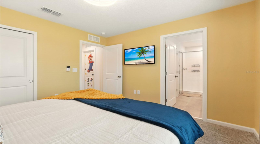 KISSIMMEE, Florida 34747, 6 Bedrooms Bedrooms, ,4 BathroomsBathrooms,Residential,For Sale,ZABALLINA,0,MFRS5147524