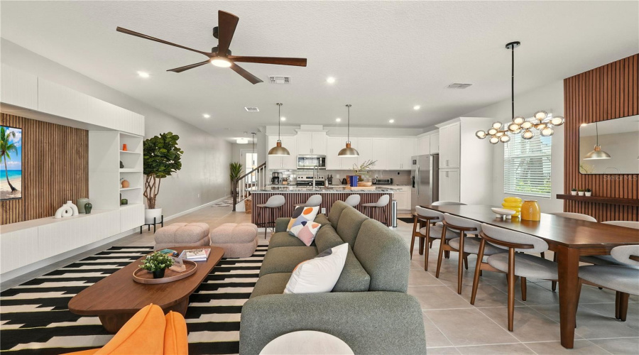 KISSIMMEE, Florida 34747, 6 Bedrooms Bedrooms, ,4 BathroomsBathrooms,Residential,For Sale,ZABALLINA,0,MFRS5147524