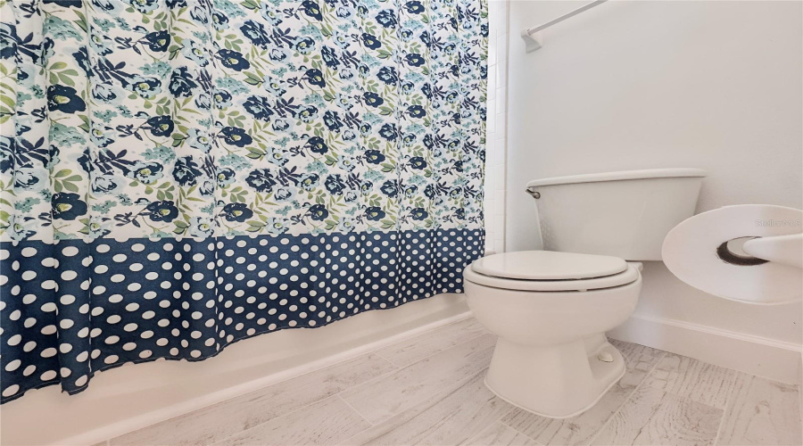 DAVENPORT, Florida 33897, 4 Bedrooms Bedrooms, ,3 BathroomsBathrooms,Residential,For Sale,CALABAY PARC,0,MFRS5138402