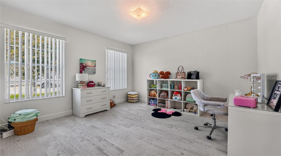 DAVENPORT, Florida 33897, 4 Bedrooms Bedrooms, ,3 BathroomsBathrooms,Residential,For Sale,CALABAY PARC,0,MFRS5138402