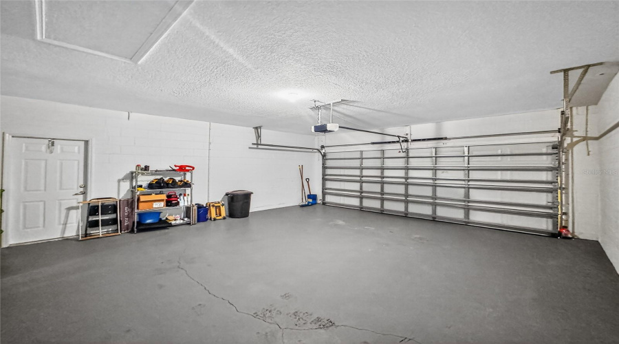 DAVENPORT, Florida 33897, 4 Bedrooms Bedrooms, ,3 BathroomsBathrooms,Residential,For Sale,CALABAY PARC,0,MFRS5138402