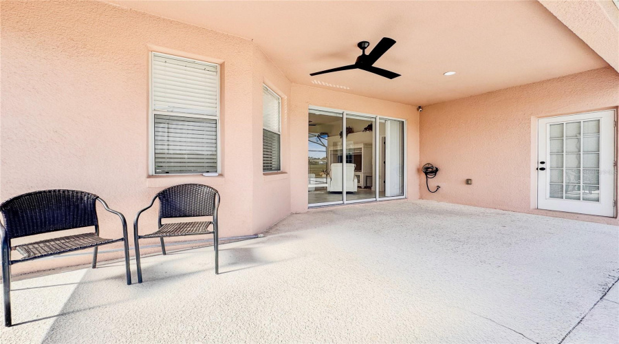 DAVENPORT, Florida 33897, 4 Bedrooms Bedrooms, ,3 BathroomsBathrooms,Residential,For Sale,CALABAY PARC,0,MFRS5138402