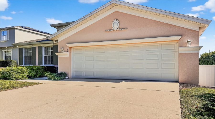 DAVENPORT, Florida 33897, 4 Bedrooms Bedrooms, ,3 BathroomsBathrooms,Residential,For Sale,CALABAY PARC,0,MFRS5138402