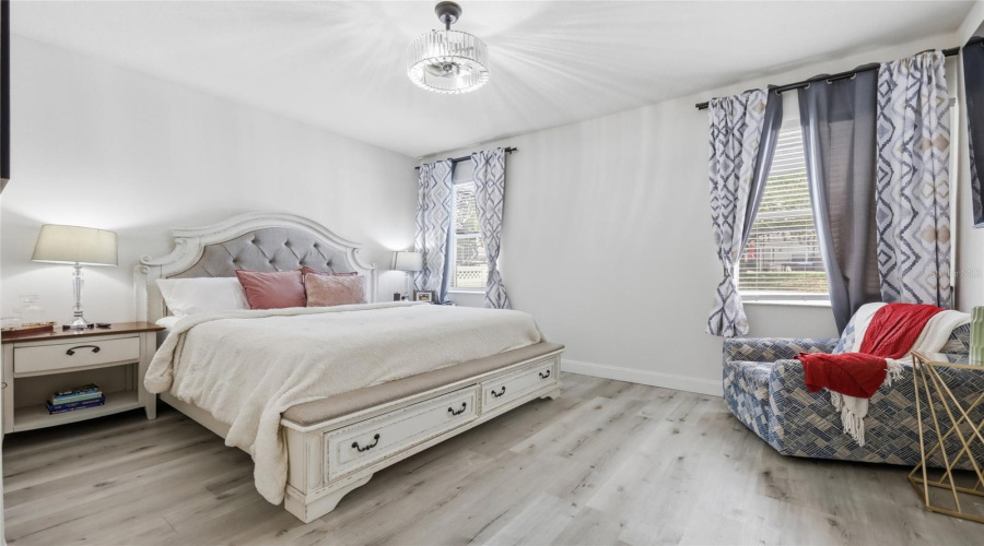 DAVENPORT, Florida 33897, 4 Bedrooms Bedrooms, ,3 BathroomsBathrooms,Residential,For Sale,ALDRIDGE,0,MFRL4961030