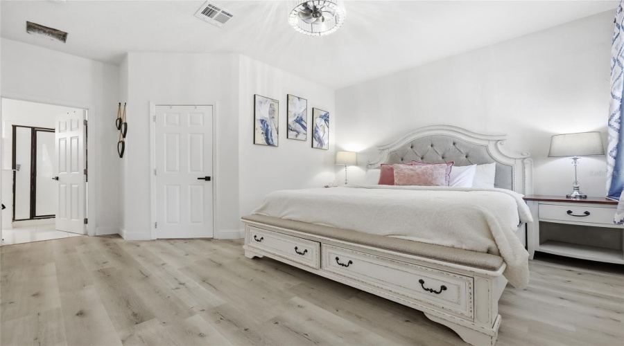 DAVENPORT, Florida 33897, 4 Bedrooms Bedrooms, ,3 BathroomsBathrooms,Residential,For Sale,ALDRIDGE,0,MFRL4961030