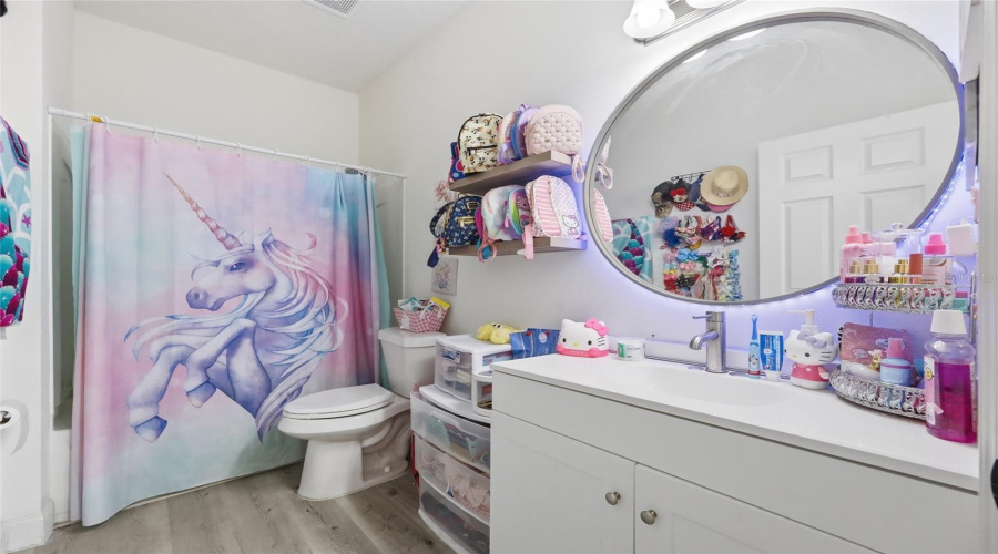 DAVENPORT, Florida 33897, 4 Bedrooms Bedrooms, ,3 BathroomsBathrooms,Residential,For Sale,ALDRIDGE,0,MFRL4961030