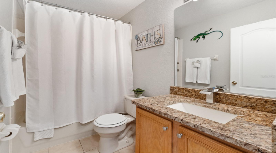 DAVENPORT, Florida 33897, 4 Bedrooms Bedrooms, ,3 BathroomsBathrooms,Residential,For Sale,CALABRIA,0,MFRO6291072