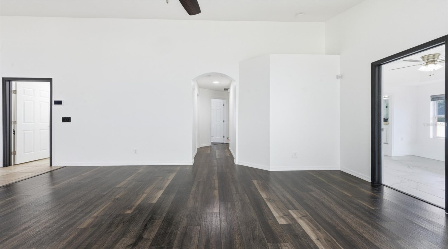 DAVENPORT, Florida 33837, 3 Bedrooms Bedrooms, ,2 BathroomsBathrooms,Residential,For Sale,VICTORY,0,MFRO6398342