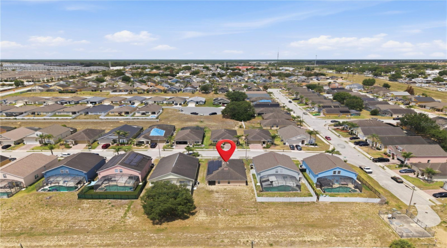 DAVENPORT, Florida 33837, 3 Bedrooms Bedrooms, ,2 BathroomsBathrooms,Residential,For Sale,VICTORY,0,MFRO6398342