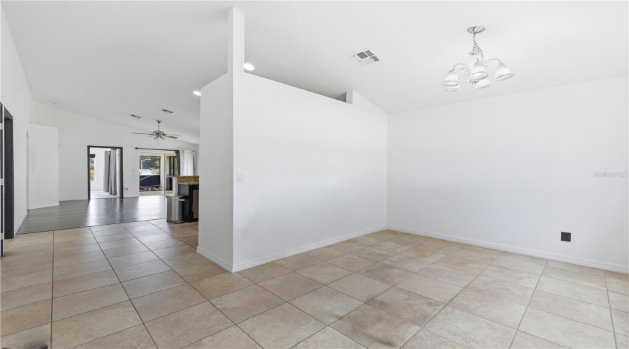 DAVENPORT, Florida 33837, 3 Bedrooms Bedrooms, ,2 BathroomsBathrooms,Residential,For Sale,VICTORY,0,MFRO6398342