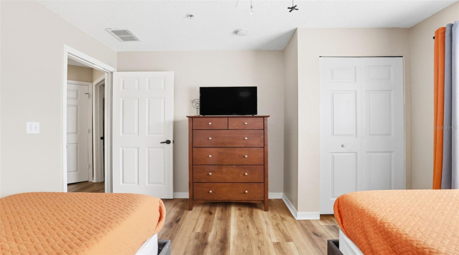 KISSIMMEE, Florida 34746, 4 Bedrooms Bedrooms, ,3 BathroomsBathrooms,Residential,For Sale,LODI,0,MFRO6344050