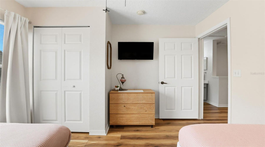 KISSIMMEE, Florida 34746, 4 Bedrooms Bedrooms, ,3 BathroomsBathrooms,Residential,For Sale,LODI,0,MFRO6344050