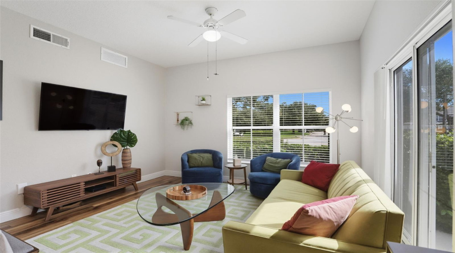 KISSIMMEE, Florida 34746, 4 Bedrooms Bedrooms, ,3 BathroomsBathrooms,Residential,For Sale,LODI,0,MFRO6344050