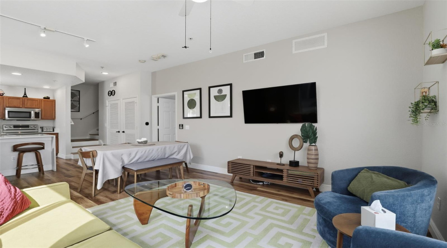 KISSIMMEE, Florida 34746, 4 Bedrooms Bedrooms, ,3 BathroomsBathrooms,Residential,For Sale,LODI,0,MFRO6344050