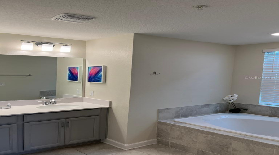 DAVENPORT, Florida 33896, 2 Bedrooms Bedrooms, ,2 BathroomsBathrooms,Residential,For Sale,OCEAN COURSE,0,MFRS5142829