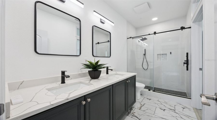 Modern Guest Bath