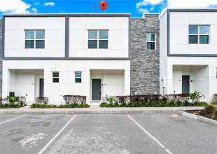 DAVENPORT, Florida 33896, 4 Bedrooms Bedrooms, ,4 BathroomsBathrooms,Residential,For Sale,FAMAGUSTA,0,MFRO6398079