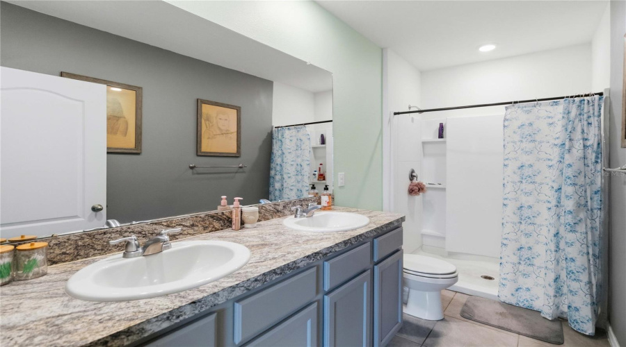 DAVENPORT, Florida 33837, 3 Bedrooms Bedrooms, ,2 BathroomsBathrooms,Residential,For Sale,FELTRIM RESERVE,0,MFRS5143762