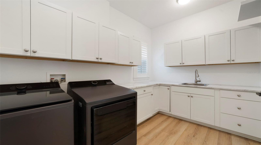 CELEBRATION, Florida 34747, 5 Bedrooms Bedrooms, ,4 BathroomsBathrooms,Residential,For Sale,CRAFTSMAN,0,MFRS5145966