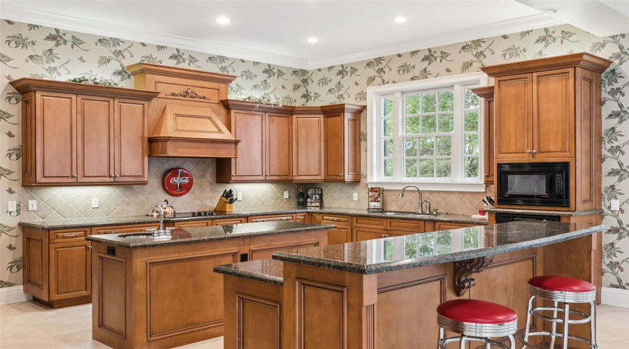 CELEBRATION, Florida 34747, 6 Bedrooms Bedrooms, ,5 BathroomsBathrooms,Residential,For Sale,WESTPARK,0,MFRS5147675