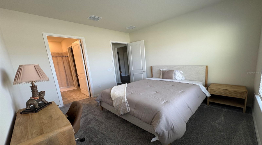 ORLANDO, Florida 32836, 5 Bedrooms Bedrooms, ,4 BathroomsBathrooms,Residential,For Sale,FENTON,0,MFRO6398478