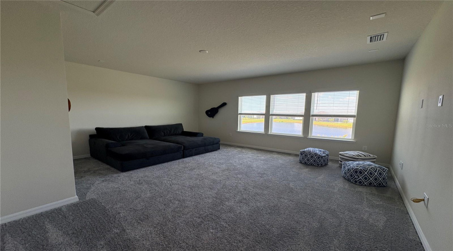 ORLANDO, Florida 32836, 5 Bedrooms Bedrooms, ,4 BathroomsBathrooms,Residential,For Sale,FENTON,0,MFRO6398478