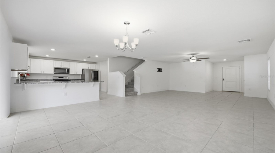 DAVENPORT, Florida 33897, 4 Bedrooms Bedrooms, ,2 BathroomsBathrooms,Residential,For Sale,PAPAYA,0,MFRO6398806