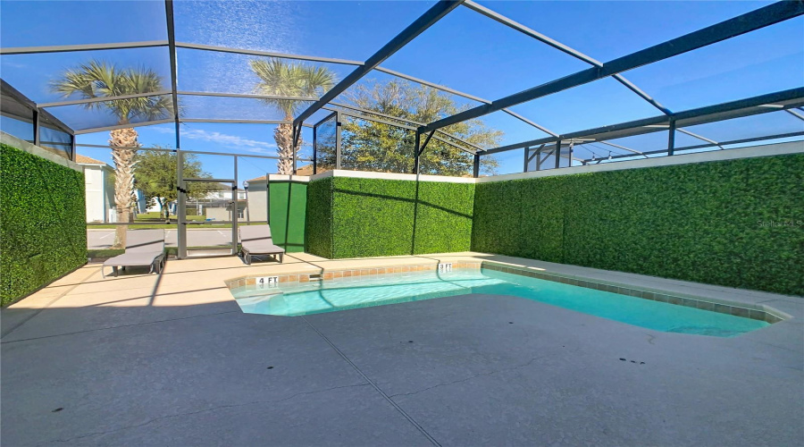 DAVENPORT, Florida 33896, 4 Bedrooms Bedrooms, ,3 BathroomsBathrooms,Residential,For Sale,MOON VALLEY DR,0,MFRO6382342