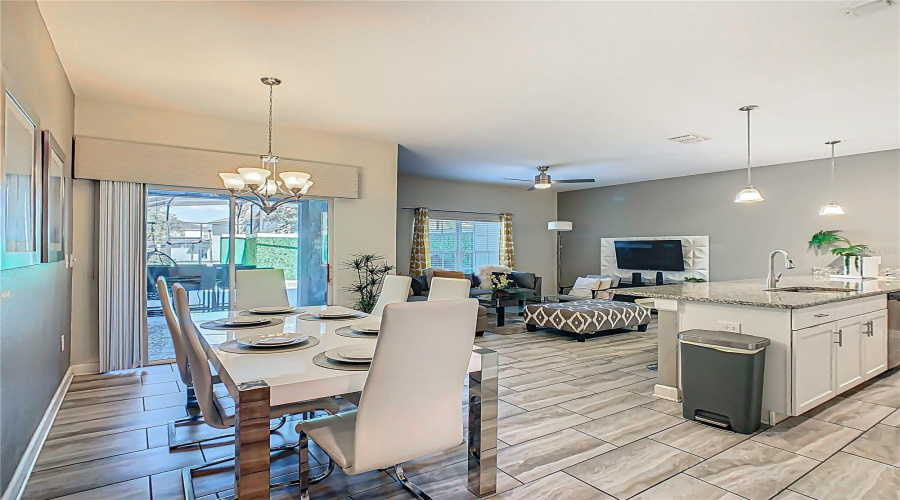 DAVENPORT, Florida 33896, 4 Bedrooms Bedrooms, ,3 BathroomsBathrooms,Residential,For Sale,MOON VALLEY DR,0,MFRO6382342