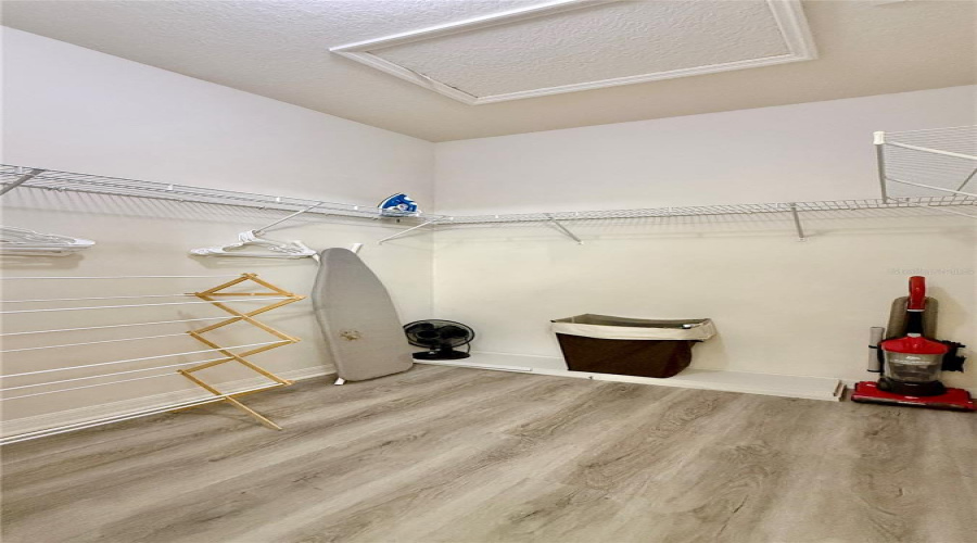 KISSIMMEE, Florida 34747, 3 Bedrooms Bedrooms, ,2 BathroomsBathrooms,Residential,For Sale,OAKWATER,0,MFRO6398829