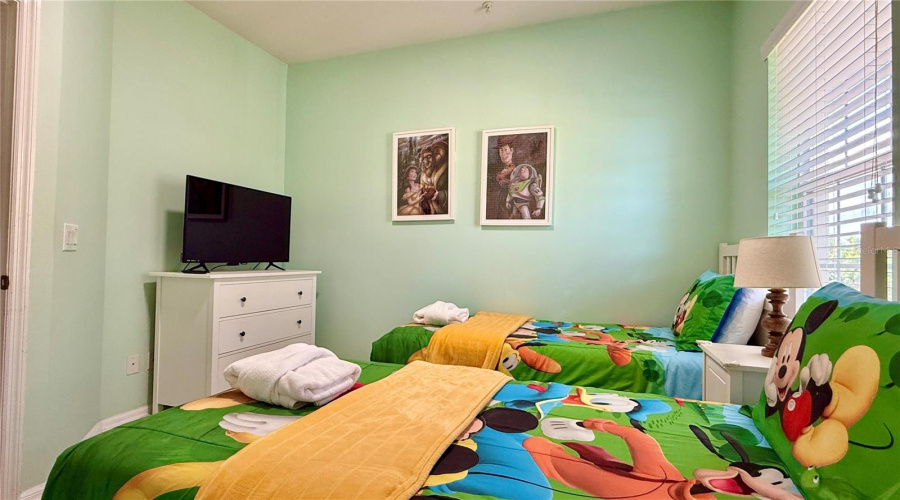 KISSIMMEE, Florida 34747, 3 Bedrooms Bedrooms, ,2 BathroomsBathrooms,Residential,For Sale,OAKWATER,0,MFRO6398829