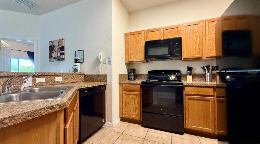 KISSIMMEE, Florida 34747, 3 Bedrooms Bedrooms, ,2 BathroomsBathrooms,Residential,For Sale,OAKWATER,0,MFRO6398829