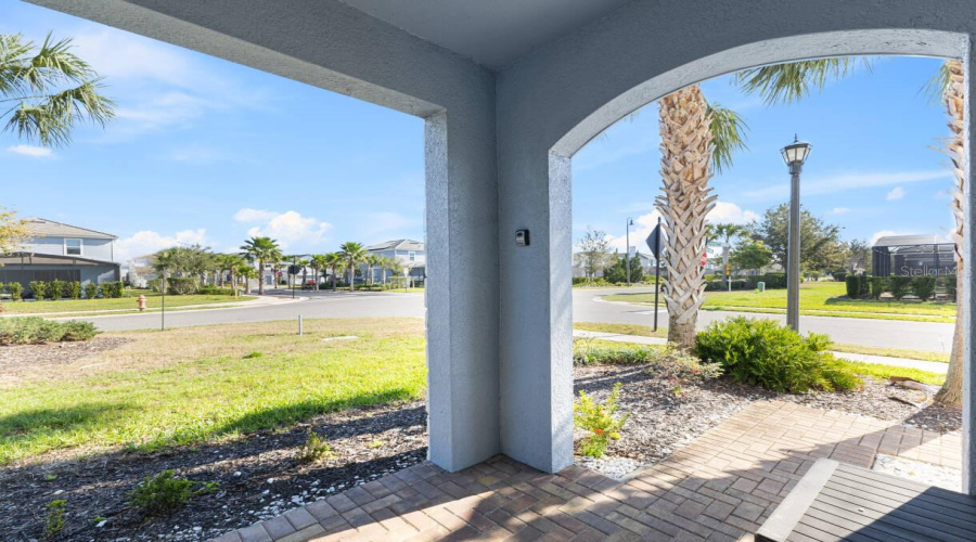 DAVENPORT, Florida 33837, 6 Bedrooms Bedrooms, ,4 BathroomsBathrooms,Residential,For Sale,MISTY OAK,0,MFRO6398522