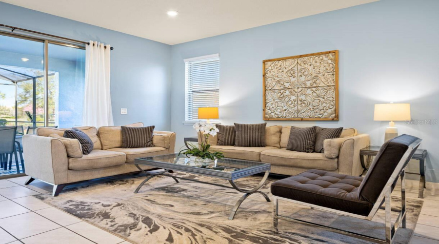 DAVENPORT, Florida 33837, 6 Bedrooms Bedrooms, ,4 BathroomsBathrooms,Residential,For Sale,MISTY OAK,0,MFRO6398522