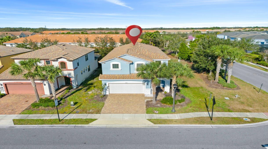 DAVENPORT, Florida 33837, 6 Bedrooms Bedrooms, ,4 BathroomsBathrooms,Residential,For Sale,MISTY OAK,0,MFRO6398522
