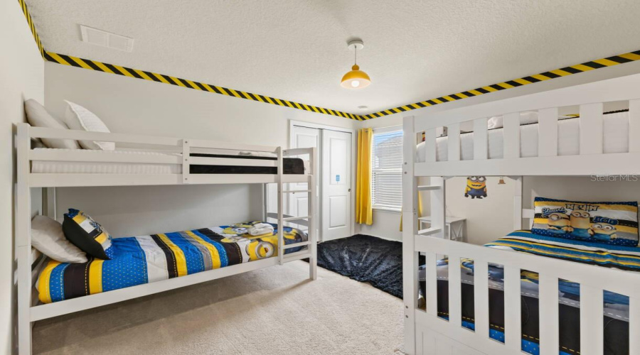 DAVENPORT, Florida 33837, 6 Bedrooms Bedrooms, ,4 BathroomsBathrooms,Residential,For Sale,MISTY OAK,0,MFRO6398522