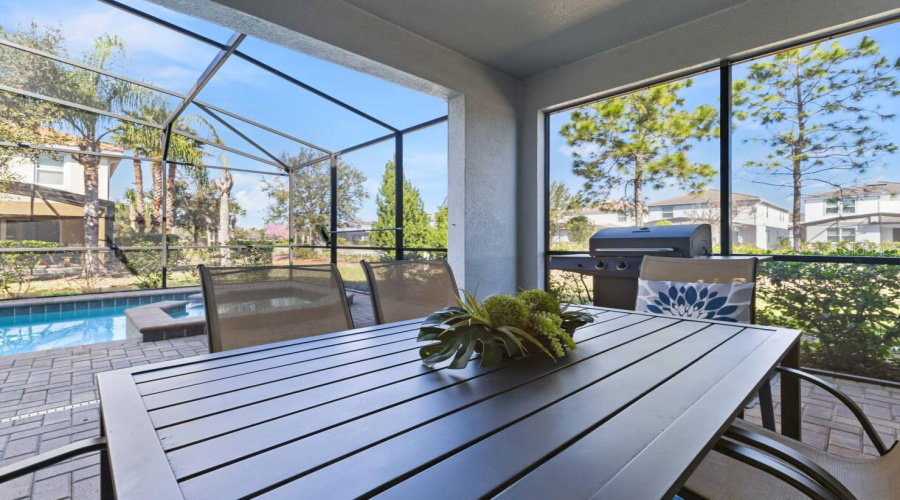DAVENPORT, Florida 33837, 6 Bedrooms Bedrooms, ,4 BathroomsBathrooms,Residential,For Sale,MISTY OAK,0,MFRO6398522