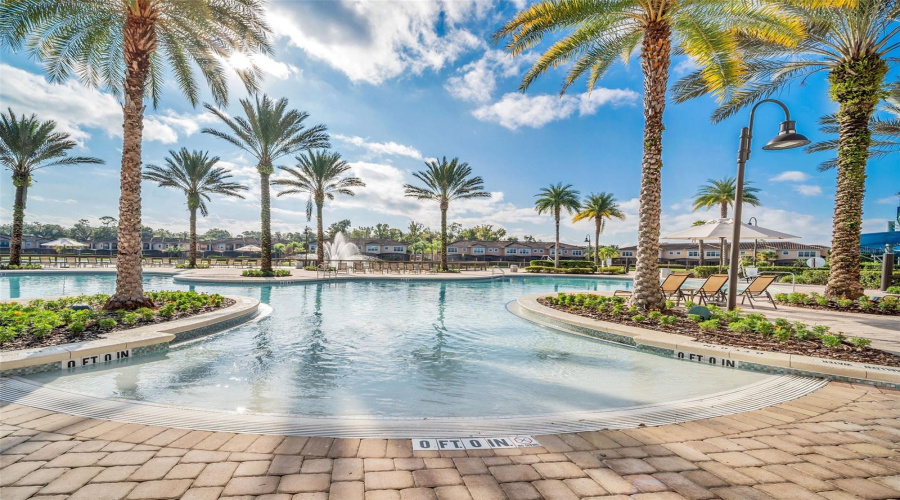 KISSIMMEE, Florida 34746, 2 Bedrooms Bedrooms, ,2 BathroomsBathrooms,Residential,For Sale,TRIUMPH,0,MFRO6338799