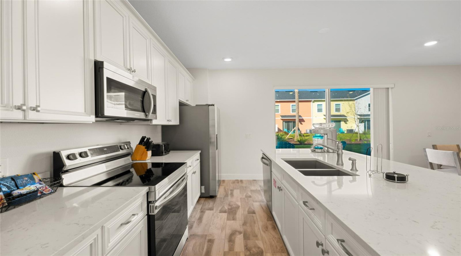 KISSIMMEE, Florida 34747, 3 Bedrooms Bedrooms, ,3 BathroomsBathrooms,Residential,For Sale,SURF,0,MFRO6398029