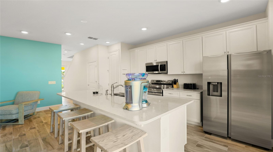 KISSIMMEE, Florida 34747, 3 Bedrooms Bedrooms, ,3 BathroomsBathrooms,Residential,For Sale,SURF,0,MFRO6398029