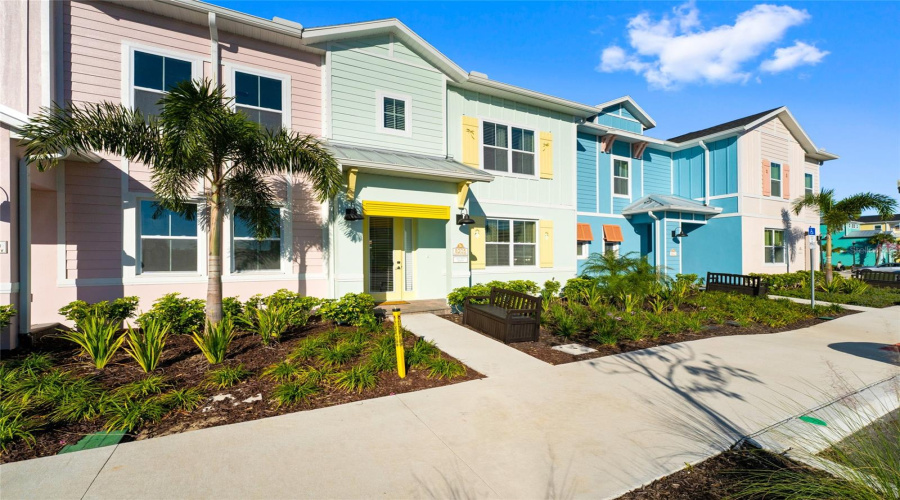 KISSIMMEE, Florida 34747, 3 Bedrooms Bedrooms, ,3 BathroomsBathrooms,Residential,For Sale,SURF,0,MFRO6398029