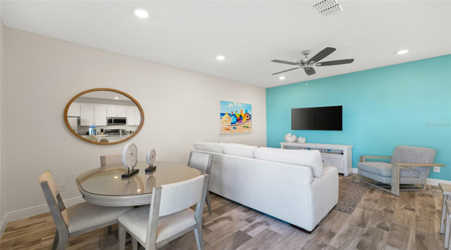 KISSIMMEE, Florida 34747, 3 Bedrooms Bedrooms, ,3 BathroomsBathrooms,Residential,For Sale,SURF,0,MFRO6398029