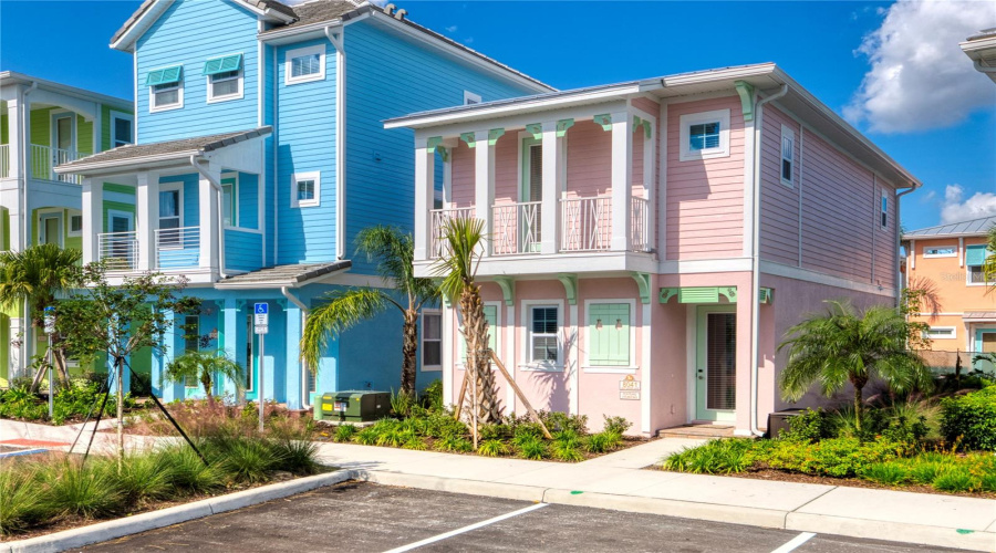 KISSIMMEE, Florida 34747, 3 Bedrooms Bedrooms, ,3 BathroomsBathrooms,Residential,For Sale,LOST SHAKER,0,MFRO6398528