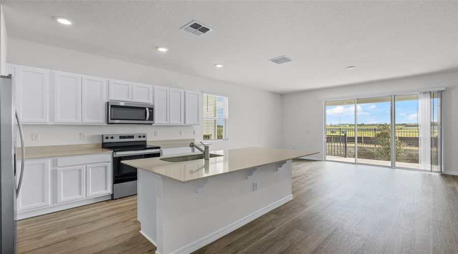 DAVENPORT, Florida 33837, 3 Bedrooms Bedrooms, ,2 BathroomsBathrooms,Residential,For Sale,OLYMPIC,0,MFRO6382253