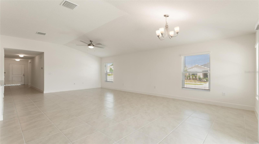 DAVENPORT, Florida 33896, 3 Bedrooms Bedrooms, ,2 BathroomsBathrooms,Residential,For Sale,WESTSIDE HILLS DR,0,MFRS5147767