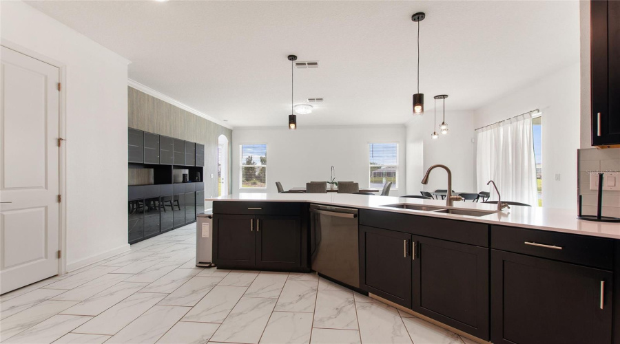 DAVENPORT, Florida 33896, 4 Bedrooms Bedrooms, ,3 BathroomsBathrooms,Residential,For Sale,OLYMPIC CLUB BLVD,0,MFRS5147770