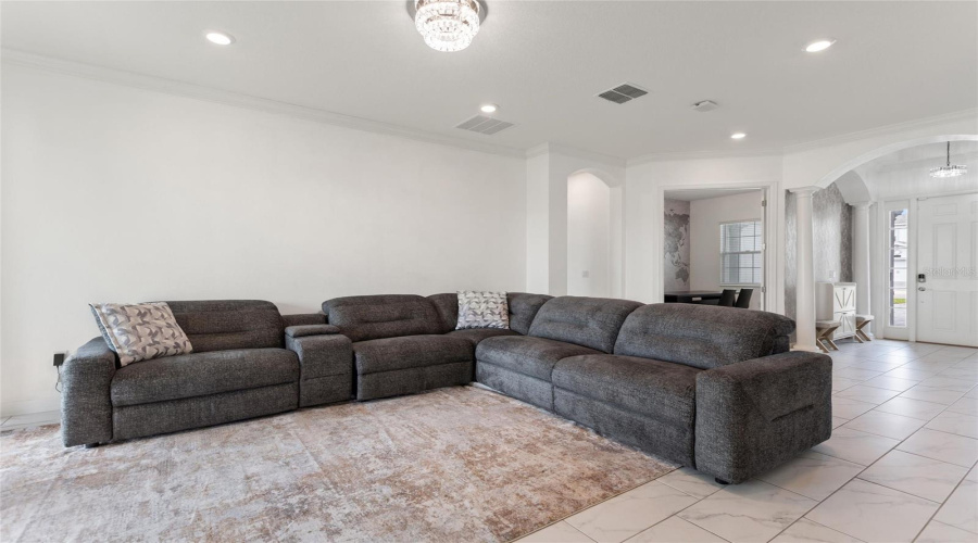 DAVENPORT, Florida 33896, 4 Bedrooms Bedrooms, ,3 BathroomsBathrooms,Residential,For Sale,OLYMPIC CLUB BLVD,0,MFRS5147770