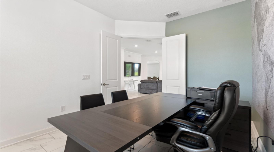 DAVENPORT, Florida 33896, 4 Bedrooms Bedrooms, ,3 BathroomsBathrooms,Residential,For Sale,OLYMPIC CLUB BLVD,0,MFRS5147770